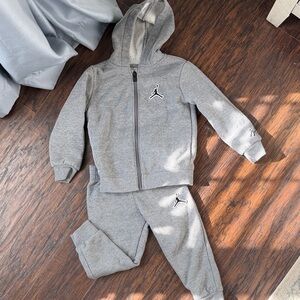 Jordan size 3T gray sweatpants and hoodie